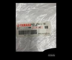 Staffa  supporto pedane destra yamaha