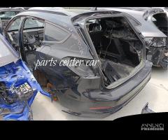 Scocca per taglio lamiera ford focus SW 2022