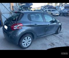 Ricambi Peugeot 208 1.4 HDi 70cv del 2012 - 3