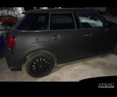 Ricambi mini cooper 5 porte 2018