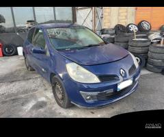 Ricambi Renault Clio 1.5 dCi 85cv del 2006 - 1