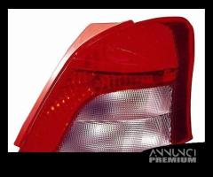 fanale posteriore toyota yaris 2006-2009 nuovo - 1