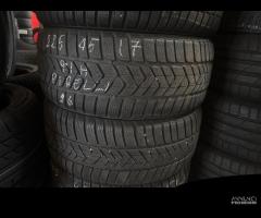 Gomme seminuove invernali 225 45 17 pirelli