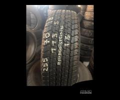 Gomme seminuove invernali 255 70 18 bridgestone