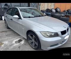 Ricambi BMW 320 MSport 2.0 163cv del 2006 - 14