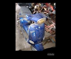 Vespa piaggio 150 ET4 scooter - 8