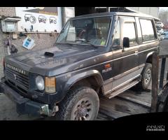 MITSUBISHI PAJERO 2.5 TD 1990 4D56 PER RICAMBI - 2