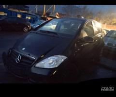 MERCEDES CLASSE A 2.0 TD 2010 640942 PER RICAMBI