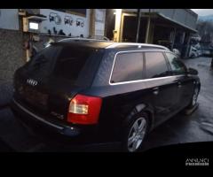 AUDI A4 2.5 TD 2002 AKE PER RICAMBI