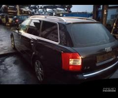 AUDI A4 2.5 TD 2002 AKE PER RICAMBI