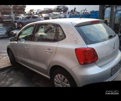 VOLKSWAGEN POLO 1.2 B  2010 CGP PER RICAMBI - 4