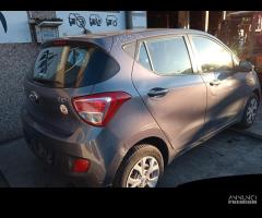 HYUNDAI I 10 1.0 B 2015 B3LA PER RICAMBI