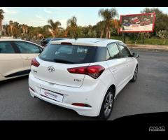 Hyundai i20 1.1 CRDi 12V 5 porte Classic - 6