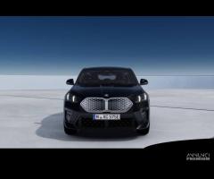 BMW iX2 eDrive20 Special Edition