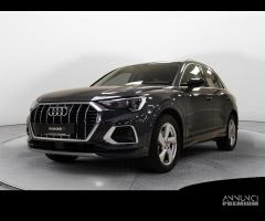 AUDI Q3 35 TFSI Business Advanced