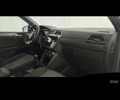 VOLKSWAGEN Tiguan II 2016 - Tiguan 1.6 tdi Sport 1 - 15