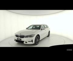 BMW 320d Touring Luxury auto - 1