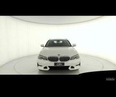 BMW 320d Touring Luxury auto - 2