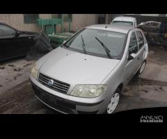 FIAT PUNTO 1.2 B 44KW 5M 5P (2005) RICAMBIO USATO