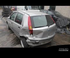 FIAT PUNTO 1.2 B 44KW 5M 5P (2005) RICAMBIO USATO