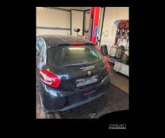 PEUGEOT 208 1.4 D 50KW 5M 5P (2014) RICAMBIO USATO - 6