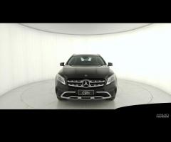 MERCEDES-BENZ GLA 200 d Sport auto