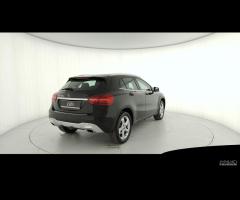 MERCEDES-BENZ GLA 200 d Sport auto