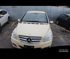 MERCEDES CLASSE B 180 W246 2.0 D 80KW AUT 5P (2013 - 6