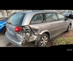 Ricambi Opel Vectra 2005 1.9 Diesel