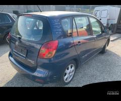 Ricambi Toyota Corolla Verso 2002 2.0 Diesel