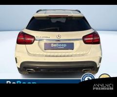 Mercedes-Benz GLA 200 D PREMIUM AUTO - 7