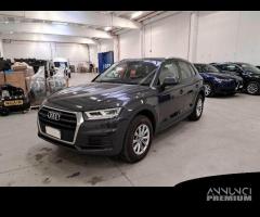 AUDI Q5 40 TDI Business quattro S tronic - 2