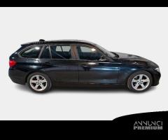 BMW 320 Business Advantage Touring autom. - 4