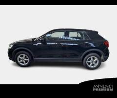 AUDI Q2 1.6 30 TDI BUSINESS S TRONIC