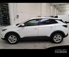 OPEL GRANDLAND X 1.5 Ecotec Diesel Business 130cv - 2