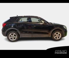 AUDI Q2 1.6 30 TDI BUSINESS S TRONIC