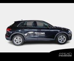 AUDI Q3 35 TDI S tronic Business