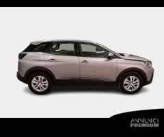 PEUGEOT 3008 BlueHDI 130 S/S Business