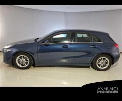 MERCEDES-BENZ A 180 d Automatic Business Extra 5 P