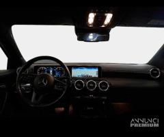 MERCEDES-BENZ A 180 d Automatic Business 5 PORTE - 3