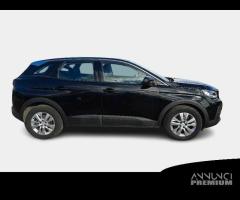 PEUGEOT 3008 BlueHDI 130 EAT8 S/S Business