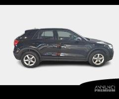 AUDI Q2 1.6 30 TDI BUSINESS S TRONIC