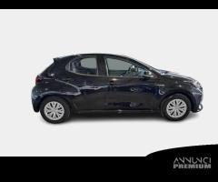 TOYOTA YARIS Hybrid Business MY20 5 PORTE