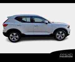 VOLVO XC40 D3 AWD Geartronic Momentum