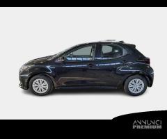 TOYOTA YARIS Hybrid Business MY20 5 PORTE