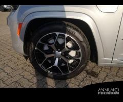 Jeep Grand Cherokee G.CHEROKEE SUMMIT R.2.0 A... - 8