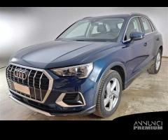 AUDI Q3 40 TDI quattro S tronic Business Advanced