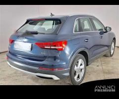 AUDI Q3 40 TDI quattro S tronic Business Advanced