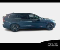 VOLVO V60 B4 D autom. Momentum Business Pro MY22 W