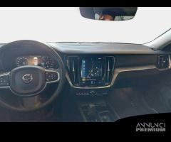 VOLVO V60 B4 D autom. Momentum Business Pro MY22 W